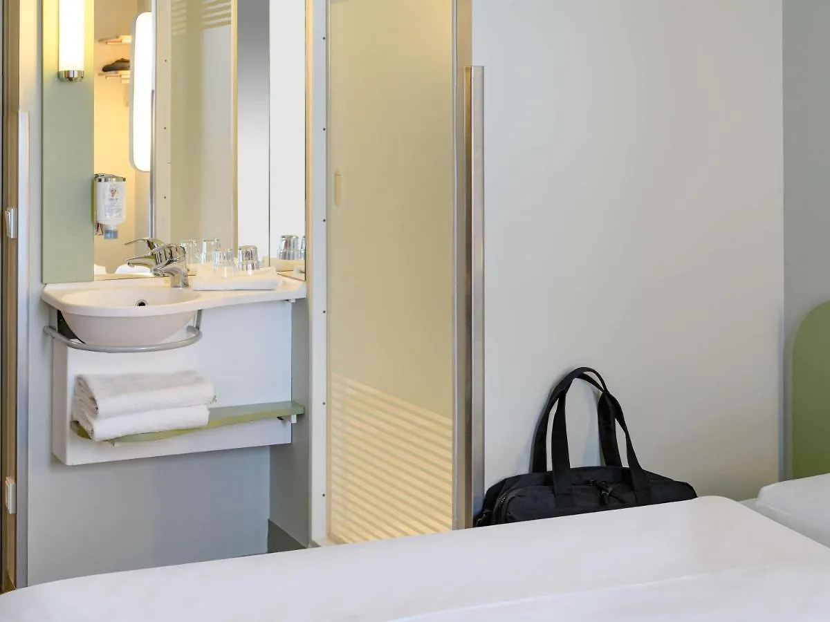 Ibis Budget Muenchen City Olympiapark 2*, Munique